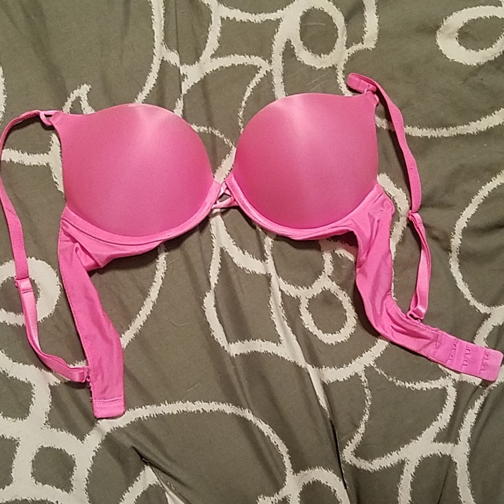 Hot Pink Bombshell